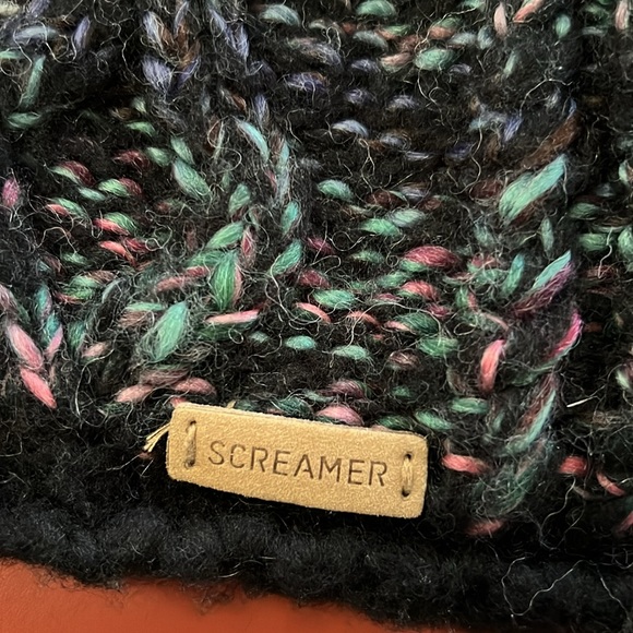 Screamer Insulated Beanie with Faux Fur Pom - Picture 2 of 5
